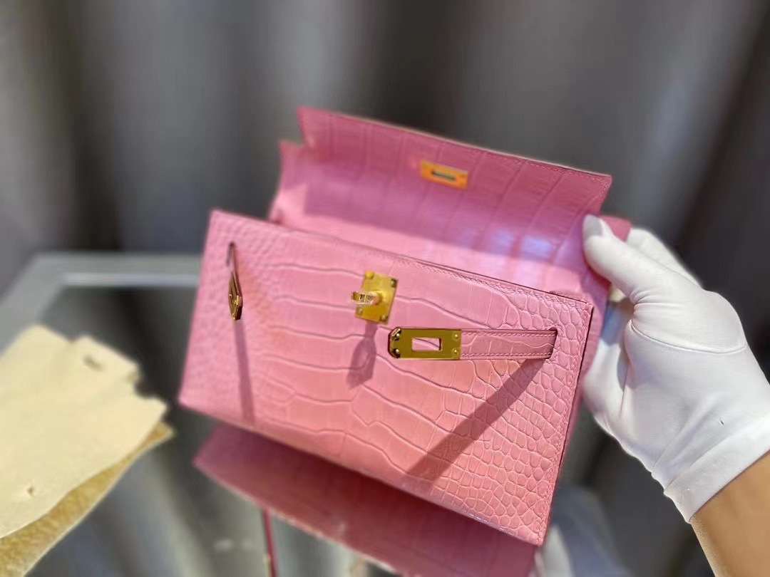 에르메스 켈리 포쉐트 핑크 금장 악어가죽